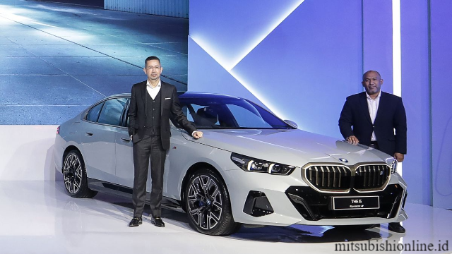 BMW Indonesia Mulai Perkenalkan Mobil Listrik i5