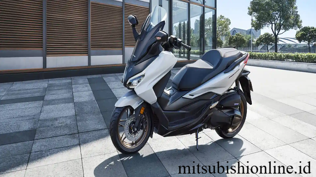 Honda Forza 250: Skutik Premium Dengan Teknologi Modern